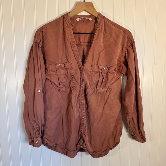 ZARA Women’s Dusty Rose Button Down Long Sleeve with Pockets Size XS - Picture 1 of 11